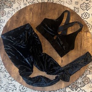 Black Velvet Women's Workout Set
